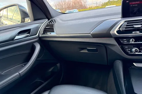 P19MOY BMW X4 2.0 20d M Sport X Auto xDrive Euro 6 (s/s) 5dr Thumbnail #19