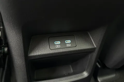  BYD Seal U 1.5 DM-i 18.3kWh Boost CVT Auto Euro 6 (s/s) 5dr Thumbnail #37