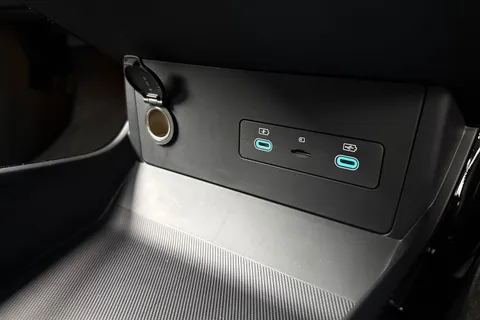  BYD Seal U 1.5 DM-i 18.3kWh Boost CVT Auto Euro 6 (s/s) 5dr Thumbnail #60