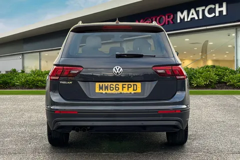 4 of 67 for Volkswagen Tiguan 2.0 TDI BlueMotion Tech SE Navigation Euro 6 (s/s) 5dr