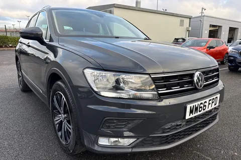 9 of 67 for Volkswagen Tiguan 2.0 TDI BlueMotion Tech SE Navigation Euro 6 (s/s) 5dr