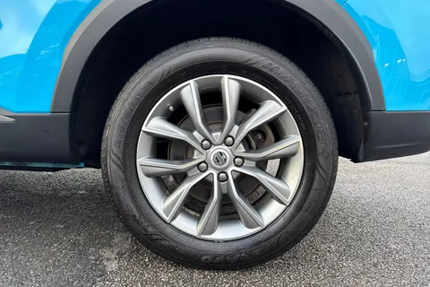 13 of 67 for MG Mg Hs 1.5 T-GDI 16.6kWh SE Auto Euro 6 (s/s) 5dr