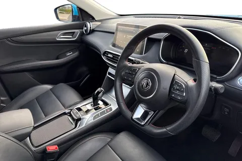 14 of 67 for MG Mg Hs 1.5 T-GDI 16.6kWh SE Auto Euro 6 (s/s) 5dr