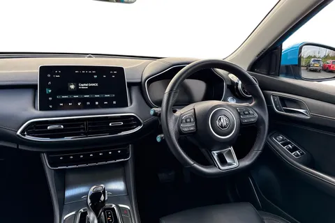 18 of 67 for MG Mg Hs 1.5 T-GDI 16.6kWh SE Auto Euro 6 (s/s) 5dr