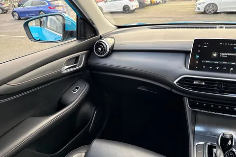 20 of 67 for MG Mg Hs 1.5 T-GDI 16.6kWh SE Auto Euro 6 (s/s) 5dr