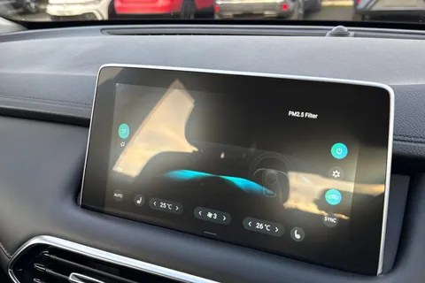 22 of 67 for MG Mg Hs 1.5 T-GDI 16.6kWh SE Auto Euro 6 (s/s) 5dr