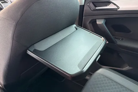 38 of 67 for Volkswagen Tiguan 2.0 TDI BlueMotion Tech SE Navigation Euro 6 (s/s) 5dr