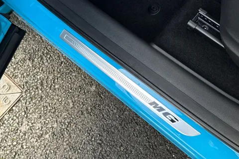 38 of 67 for MG Mg Hs 1.5 T-GDI 16.6kWh SE Auto Euro 6 (s/s) 5dr