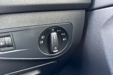 43 of 67 for Volkswagen Tiguan 2.0 TDI BlueMotion Tech SE Navigation Euro 6 (s/s) 5dr