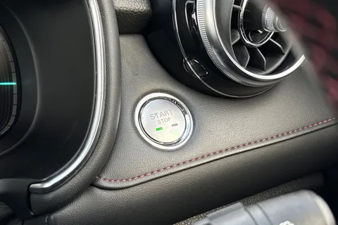 44 of 67 for MG Mg Hs 1.5 T-GDI 16.6kWh SE Auto Euro 6 (s/s) 5dr