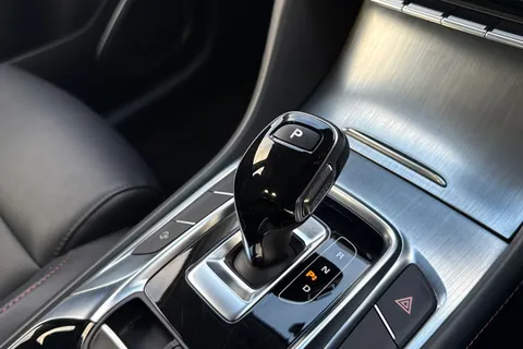 53 of 67 for MG Mg Hs 1.5 T-GDI 16.6kWh SE Auto Euro 6 (s/s) 5dr