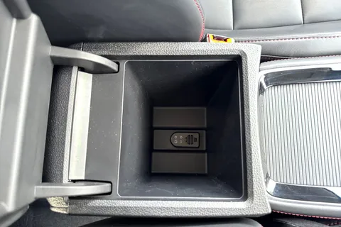 57 of 67 for MG Mg Hs 1.5 T-GDI 16.6kWh SE Auto Euro 6 (s/s) 5dr