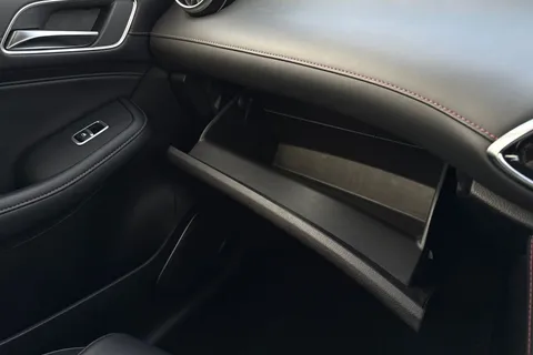 60 of 67 for MG Mg Hs 1.5 T-GDI 16.6kWh SE Auto Euro 6 (s/s) 5dr