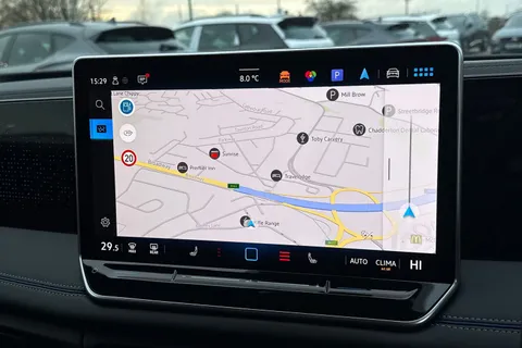 MK24NHF Volkswagen Tiguan 1.5 eTSI 150 R-Line 5dr DSG **UNDER 40K LIST PRICE** Thumbnail #11