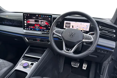 MK24NHF Volkswagen Tiguan 1.5 eTSI 150 R-Line 5dr DSG **UNDER 40K LIST PRICE** Thumbnail #12