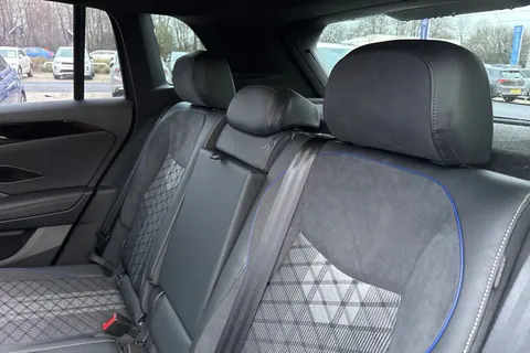 MK24NHF Volkswagen Tiguan 1.5 eTSI 150 R-Line 5dr DSG **UNDER 40K LIST PRICE** Thumbnail #13