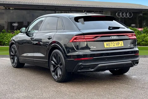 2 of 58 for Audi Q8 Black Edition 55 TFSI quattro 340 PS tiptronic
