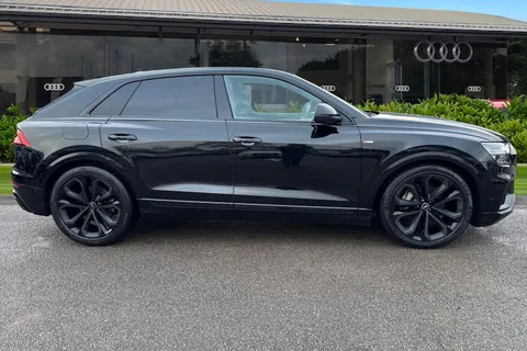 3 of 58 for Audi Q8 Black Edition 55 TFSI quattro 340 PS tiptronic