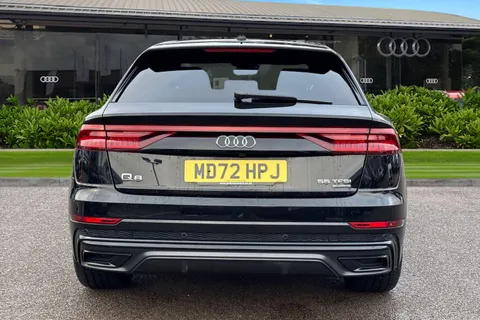 4 of 58 for Audi Q8 Black Edition 55 TFSI quattro 340 PS tiptronic