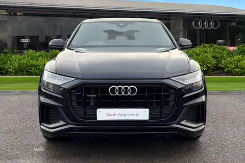 6 of 58 for Audi Q8 Black Edition 55 TFSI quattro 340 PS tiptronic