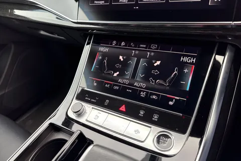 22 of 58 for Audi Q8 Black Edition 55 TFSI quattro 340 PS tiptronic