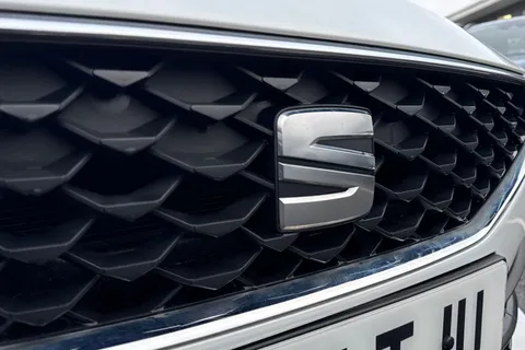 25 of 48 for SEAT Leon 1.0 TSI EVO SE Dynamic Euro 6 (s/s) 5dr