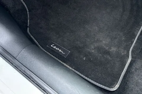 34 of 48 for SEAT Leon 1.0 TSI EVO SE Dynamic Euro 6 (s/s) 5dr