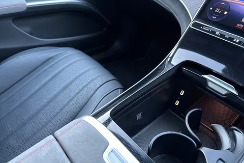 AV22FLE Mercedes-Benz Eqs EQS 450+ 108.4kWh AMG Line (Premium Plus) Saloon Auto 5dr Thumbnail #19