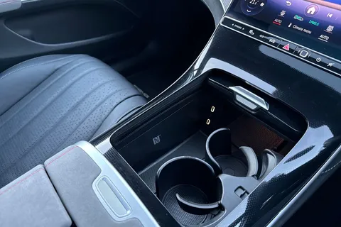 AV22FLE Mercedes-Benz Eqs EQS 450+ 108.4kWh AMG Line (Premium Plus) Saloon Auto 5dr Thumbnail #49