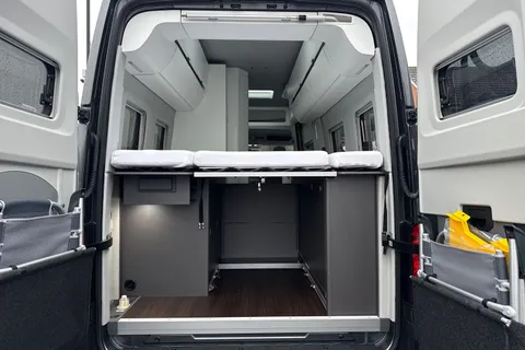 MA21PUE Volkswagen California 680 Thumbnail #11