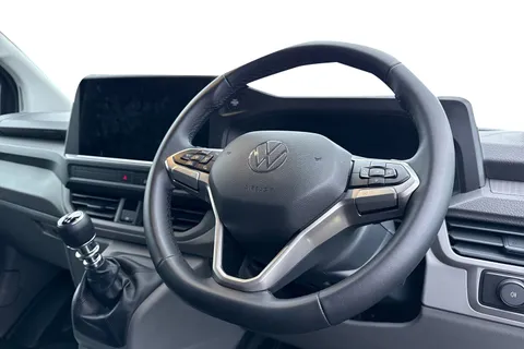 DG75BZU Volkswagen Transporter 2.0 TDI 110 Commerce Pro Van Thumbnail #15