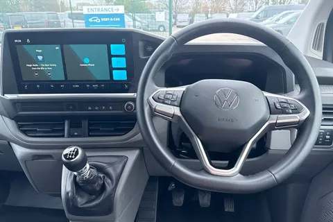 DG75BZU Volkswagen Transporter 2.0 TDI 110 Commerce Pro Van Thumbnail #19