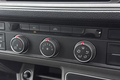 MA21PUE Volkswagen California 680 Thumbnail #20