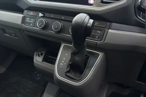 MA21PUE Volkswagen California 680 Thumbnail #21