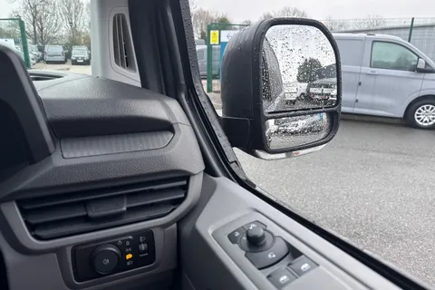 DG75BZU Volkswagen Transporter 2.0 TDI 110 Commerce Pro Van Thumbnail #22