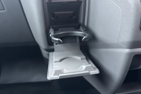 DG75BZU Volkswagen Transporter 2.0 TDI 110 Commerce Pro Van Thumbnail #39