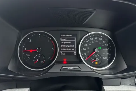 MA21PUE Volkswagen California 680 Thumbnail #41