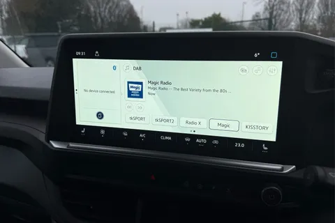 DG75BZU Volkswagen Transporter 2.0 TDI 110 Commerce Pro Van Thumbnail #48