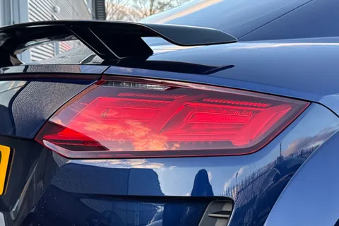 NV22CFO Audi TT Coup- Black Edition 40 TFSI 197 PS S tronic Thumbnail #9