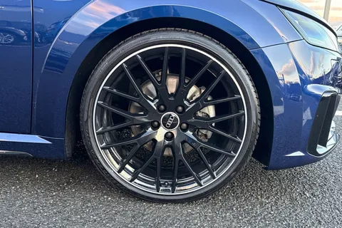 DE22BZW Audi TT Coup- Black Edition 40 TFSI 197 PS S tronic Thumbnail #12