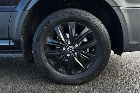 DC75NFK Volkswagen Crafter CR35 Commerce Plus MWB 140 PS Man FWD  - Nav/Alloys/Camera Thumbnail #10