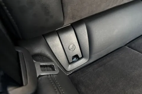 NV22CFO Audi TT Coup- Black Edition 40 TFSI 197 PS S tronic Thumbnail #40