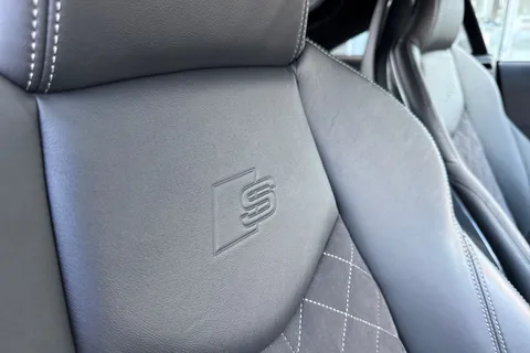 NV22CFO Audi TT Coup- Black Edition 40 TFSI 197 PS S tronic Thumbnail #46