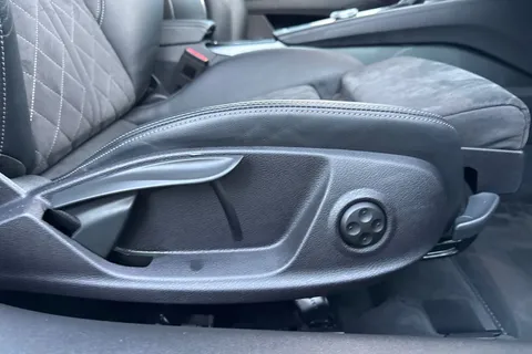 DE22BZW Audi TT Coup- Black Edition 40 TFSI 197 PS S tronic Thumbnail #46