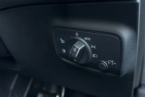 NV22CFO Audi TT Coup- Black Edition 40 TFSI 197 PS S tronic Thumbnail #48