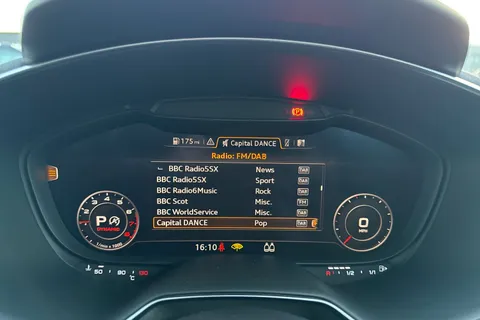 DE22BZW Audi TT Coup- Black Edition 40 TFSI 197 PS S tronic Thumbnail #53