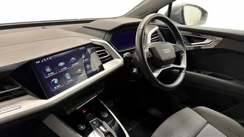 BT72GPU Audi Q4 e-tron Q4 Sportback Sport 40 e-tron  150,00 kW Thumbnail #2