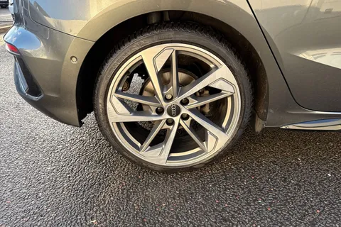 YH23WZN Audi A3 Edition 1 35 TDI 150 PS S tronic Thumbnail #10