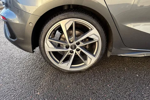 YH23WZN Audi A3 Edition 1 35 TDI 150 PS S tronic Thumbnail #11