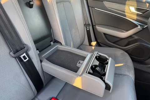 41 of 66 for Audi A6 Avant Avant Black Edition 45 TFSI quattro 265 PS S tronic